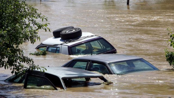 Потоп в Благовещенске смывает дамбы