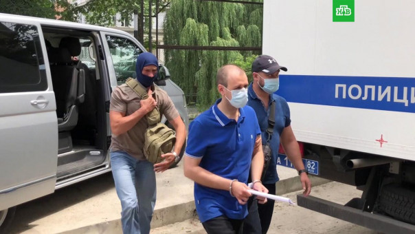 В Крыму задержали мужчину за сбор данных о российской авиации для Украины