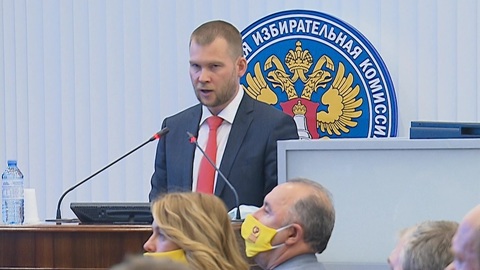 ЦИК зарегистрировал списки коммунистов и справороссов.