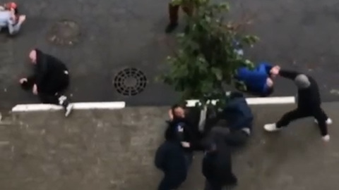 В Твери футбольные фанаты устроили массовую драку