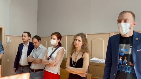 Участнице Pussy Riot Алехиной ограничили свободу на год