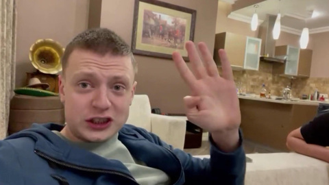 Скандальный блогер Mellstroy прыгал на капоте, гадил в салоне дорогих автомобилей взятых на прокат