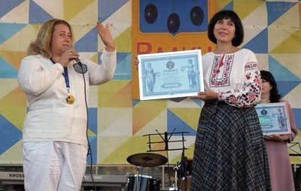 Теперь заживем: в Харьковской области насвистели на мировой рекорд