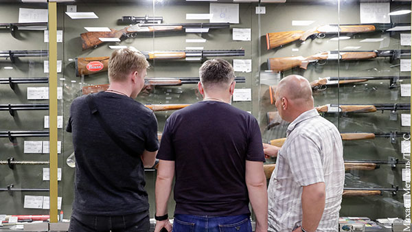 В России предложили ужесточить проверки при получении разрешения на оружие