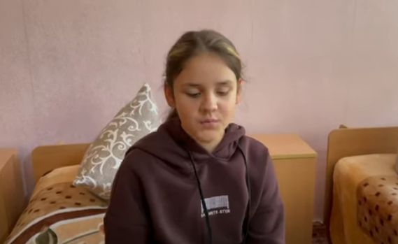 Десятилетняя Ева из санатория-интерната в Ясиноватой советует Зеленскому ПОУМНЕТЬ!