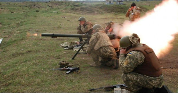 Обстреляв школу-интернат в ДНР, Украина пытается убедить мировое сообщество в готовности решить конфликт мирным путем