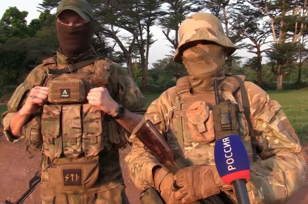 Последние сообщения в Сети отчётливо и убедительно показывают, что русские всерьёз могут начать зачистку Африки от «террористического интернационала».