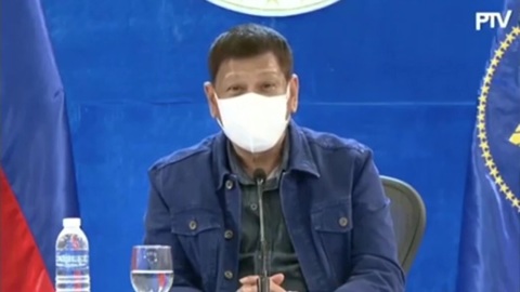 Дутерте предложил вакцинировать людей, пока они спят