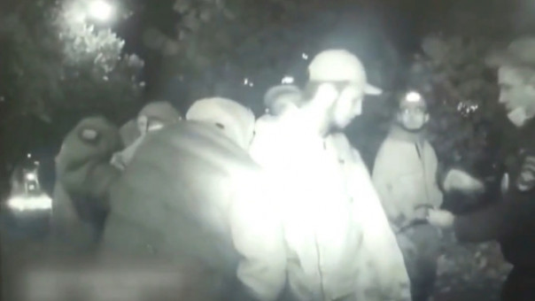 Опубликовано видео задержания и сожаления участников расправы в метро