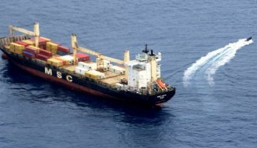 Российские моряки предотвратили захват панамского судна возле Африки