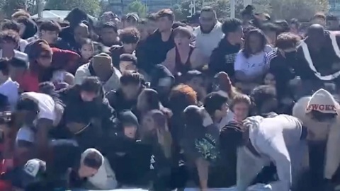 Давка на музыкальном фестивале в Хьюстоне: 8 погибших, сотни пострадавших