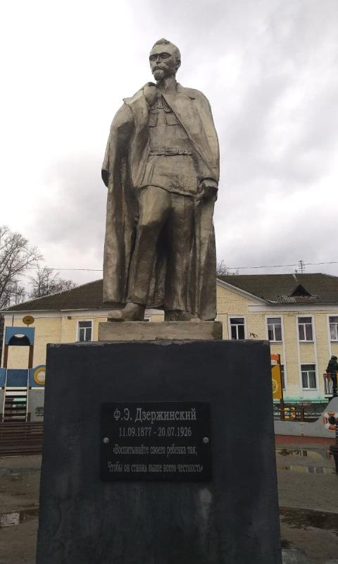 Железный Феликс вернулся в Гусь-Хрустальный. Когда Дзержинский вернётся на Лубянку?