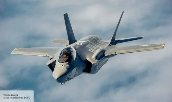 L'Antidiplomatico: упавший британский F-35 мог опозориться в погоне за российским самолётом