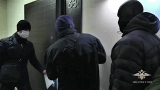 В Москве полицейские перекрыли крупнейший канал сбыта поддельных денег | Пресечена незаконная банковская деятельность с оборотом свыше миллиарда рублей