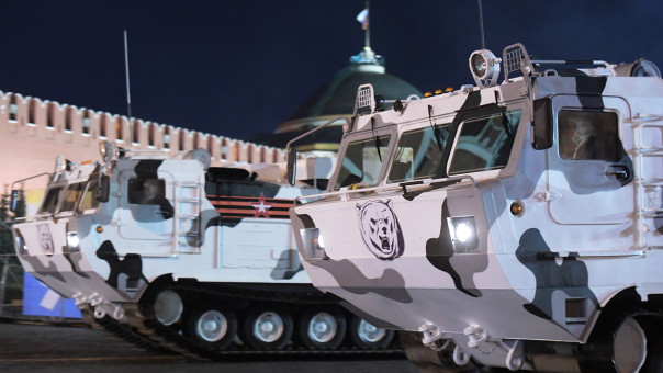 Северный почин: арктические войска вооружат роботами-эвакуаторами