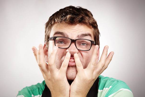 У мужика в носу вырос зуб. Редкий случай