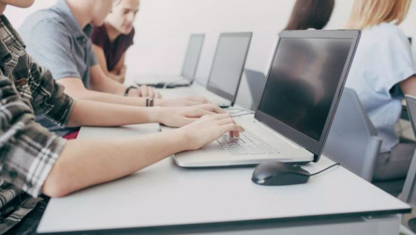 Московские школьники победили на международной олимпиаде по информатике