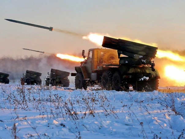 Гудит Бахмутка под Луганском, погранцы ДНР спецов из Германии и Англии причесали