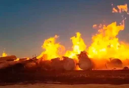 В Техасе сгорели 30 вагонов грузового поезда