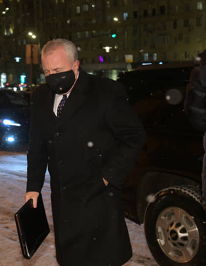 Посол США передал в МИД РФ ответ на российские требования о гарантиях безопасности