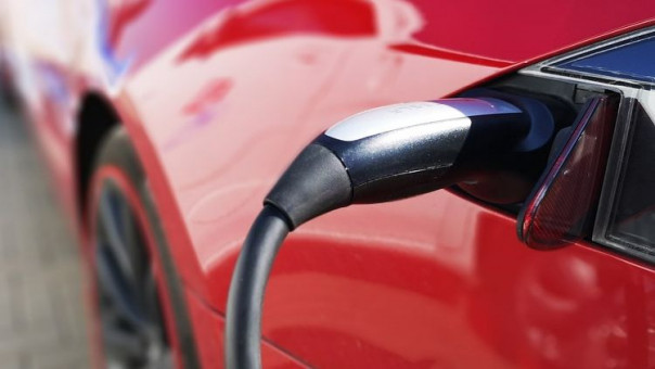 Автоконцерны закрывают подразделения по разработке ДВС