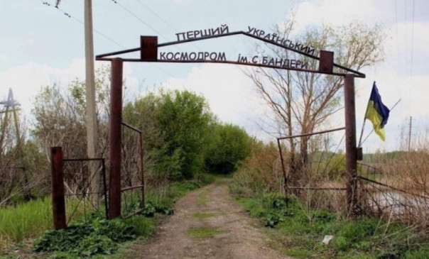 Космическая лапша, или Куда пропал спутник строителей космопортов Вселенной?