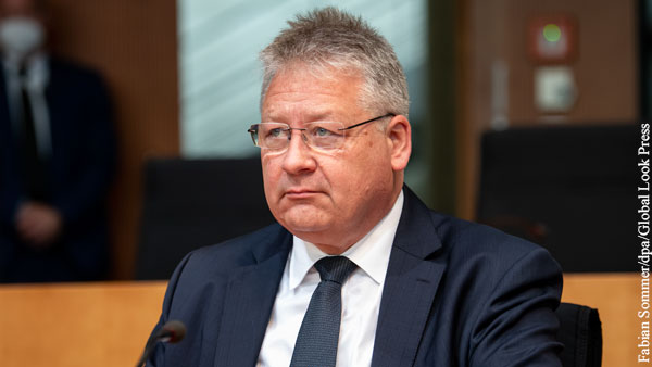 Начальника немецкой разведслужбы BND пришлось тайно вывозить из Киева