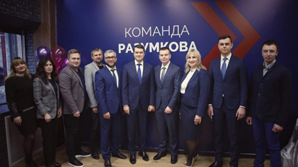 Конкурент Зеленского и его партии. Почему Разумков начал всеукраинское турне с Харькова | Зеленский собирает выездное заседание СНБО в Харькове