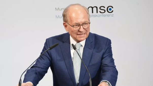 Ишингер назвал условия для выполнения требований России по безопасности