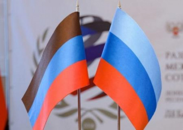 Главы ДНР и ЛНР попросили Путина признать независимость республик