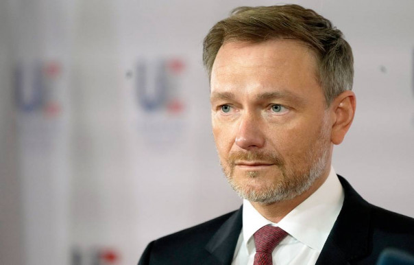 Глава Минфина ФРГ заявил о "полной блокаде" российских банков и прекращении бизнеса с РФ