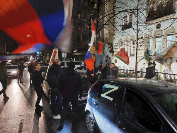 В Белграде прошел автопробег в поддержку России