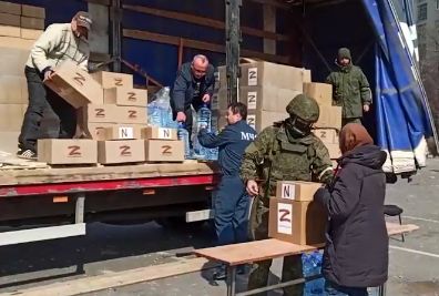Военнослужащие Вооруженных Сил Российской Федерации доставили в Мариуполь партию гуманитарной помощи