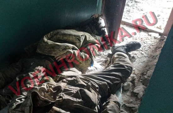 Оборона Азова в Мариуполе РУХНУЛА! Сегодня полк понес самые большие потери за всю свою историю - дома ЗАВАЛЕНЫ их трупами