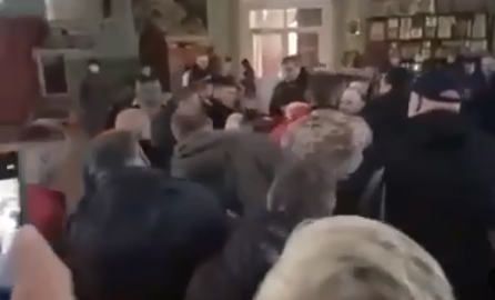 Цэевропа? Нет, это обыкновенный нацизм: Нацисты из теробороны напали на православного священника прямо в храме