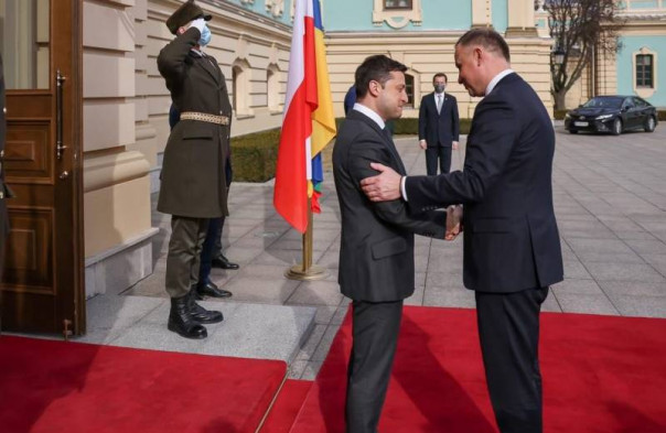 В Польше подтвердили, что не собирались передавать Украине никаких самолётов