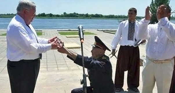 Не все понимают суть т.н. «украинцев» и т.н. украинского «национализма». Поэтому попробую пояснить в двух словах. Андрей Ваджра