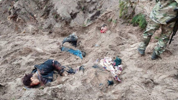 Понеслось дерьмо по трубам: "Всех убили, всех расстреляли"