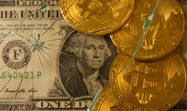 Коллективный Запад помог Банку России провести дедолларизацию его активов. Валентин Катасонов