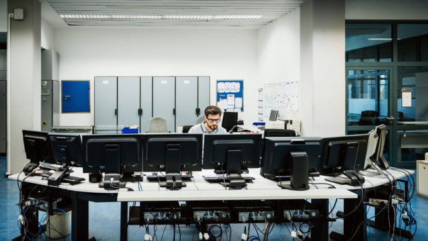 Госкомпаниям с 2025 года запретили использовать западные средства защиты информации