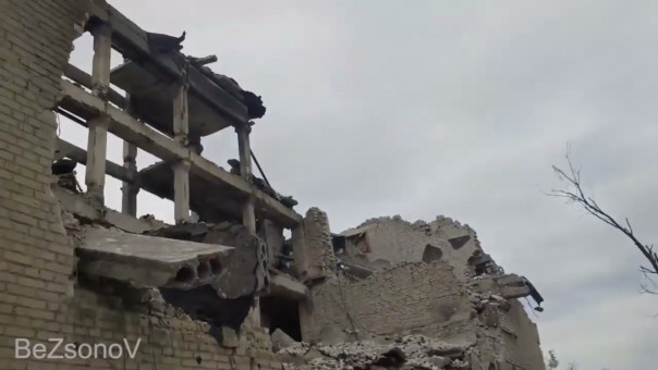 Последствия попадания «Змея Горыныча» по украинским позициям в Рубежном