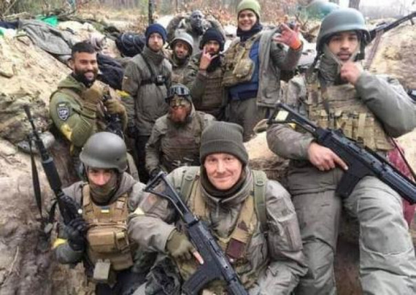 На стороне Киева участвуют тысячи иностранных наемников - Politico