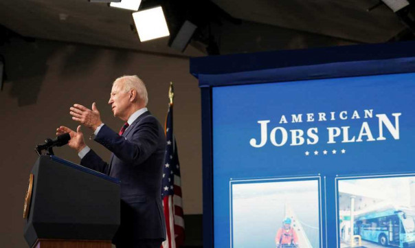 В экономике США происходит что-то чрезвычайное. Валентин Катасонов