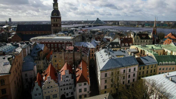 Число желающих получить паспорт России растёт, заявил посол в Риге