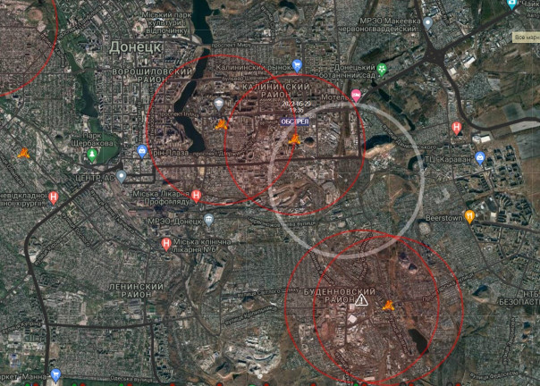 "Это был какой-то ад! Удар был такой силы, что люди попадали на землю". Обстрел Донецка продолжается весь день.