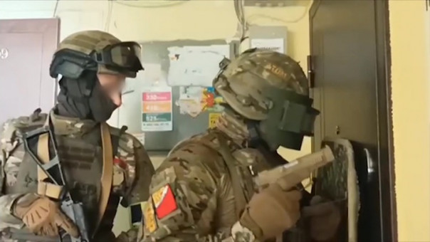 ФСБ раскрыла сеть подпольных оружейников в 38 регионах России