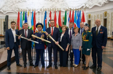 Меченосцы: Города воинской славы Тверь и Ржев получили «Мечи Победы»