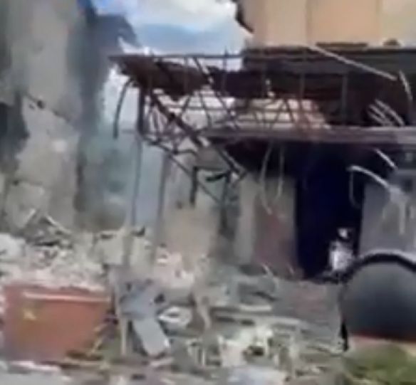 Укрофашисты убегая с Лисичанска нанесли удар "Точкой-У" по городу