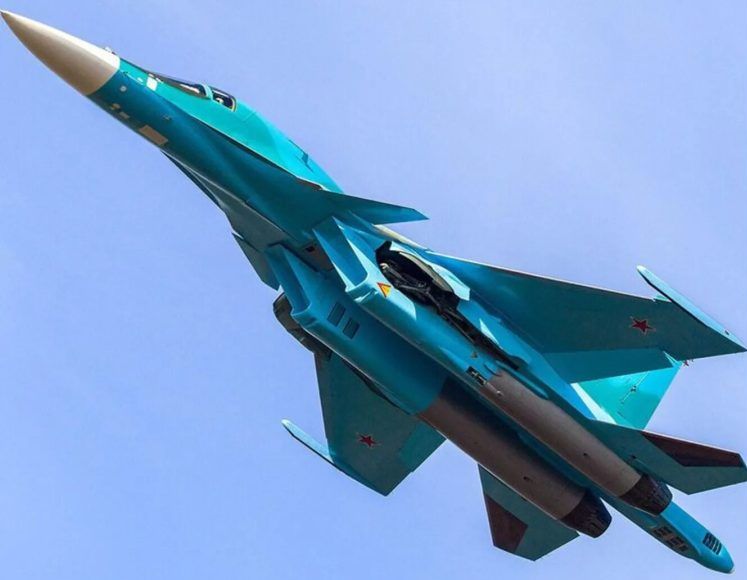 Летчики су 34. Су 34 прототип. Сбит су34. Су 24 и су 34. Сбит су34.