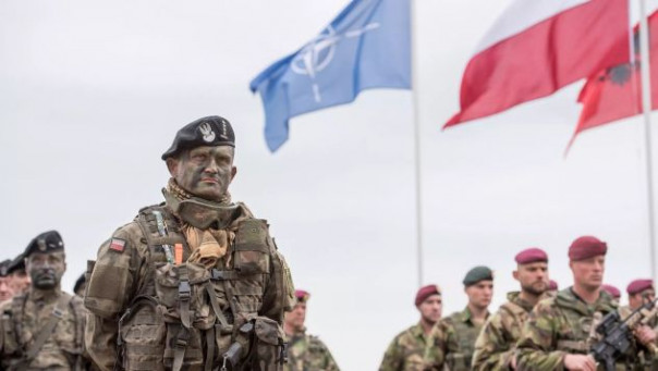В Польше объяснили, почему НАТО не поможет ей в случае войны с Россией